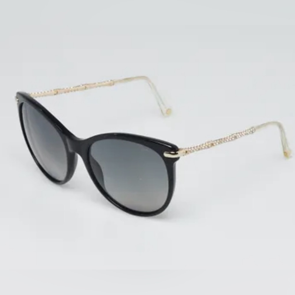 Like new! GUCCI Black Acetate Crystal Bamboo Sunglasses.